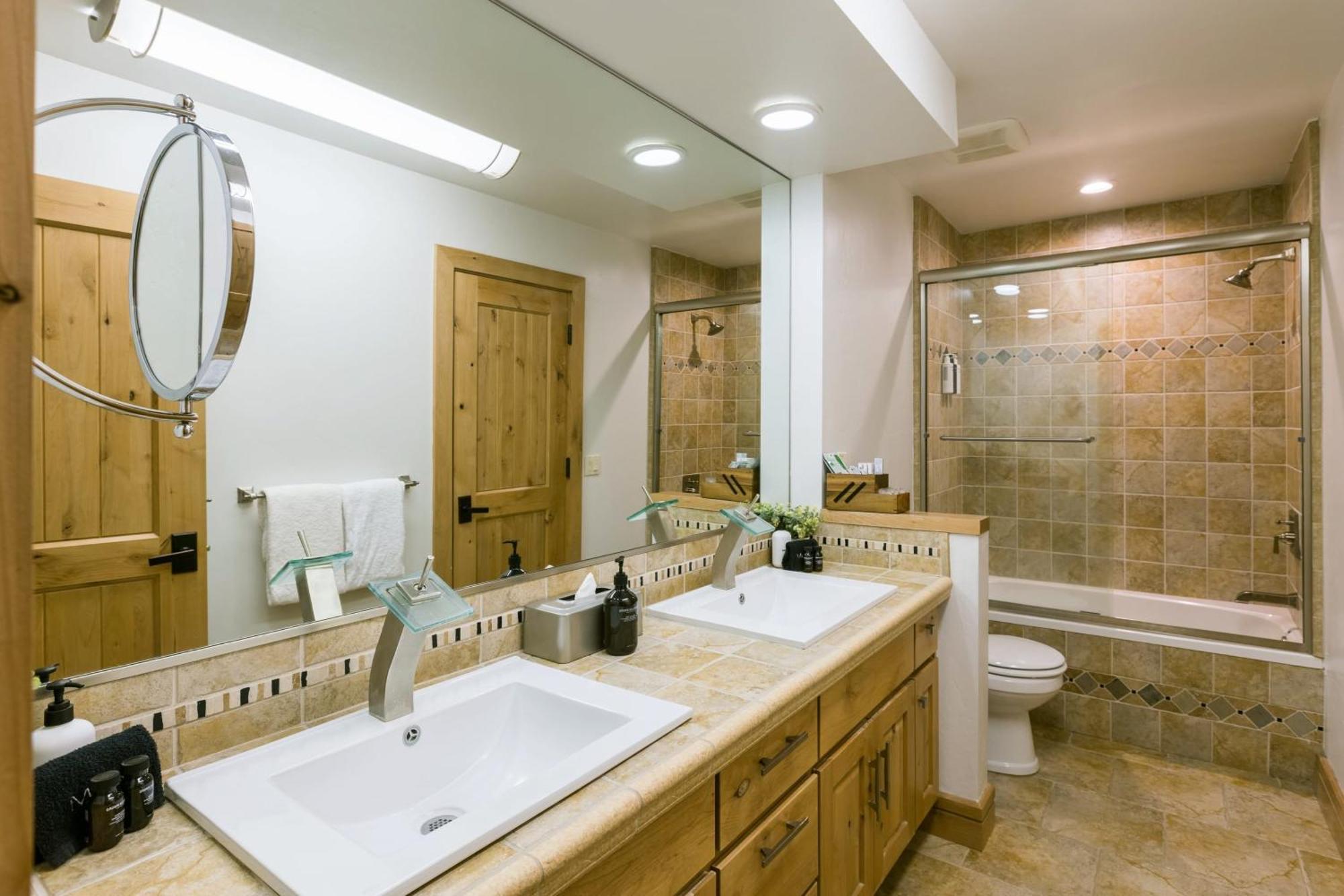 Coyote Moon By Avantstay Cabin Wsauna Mins From Dt Truckee Northstar Exterior foto