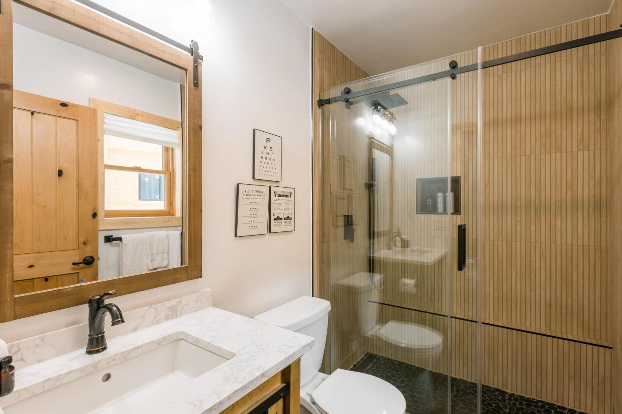 Coyote Moon By Avantstay Cabin Wsauna Mins From Dt Truckee Northstar Exterior foto